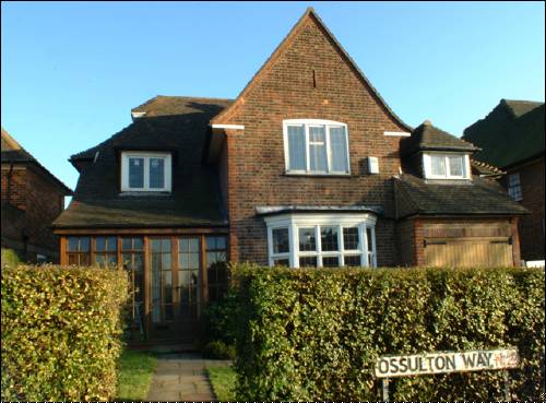 040 Ossulton Way